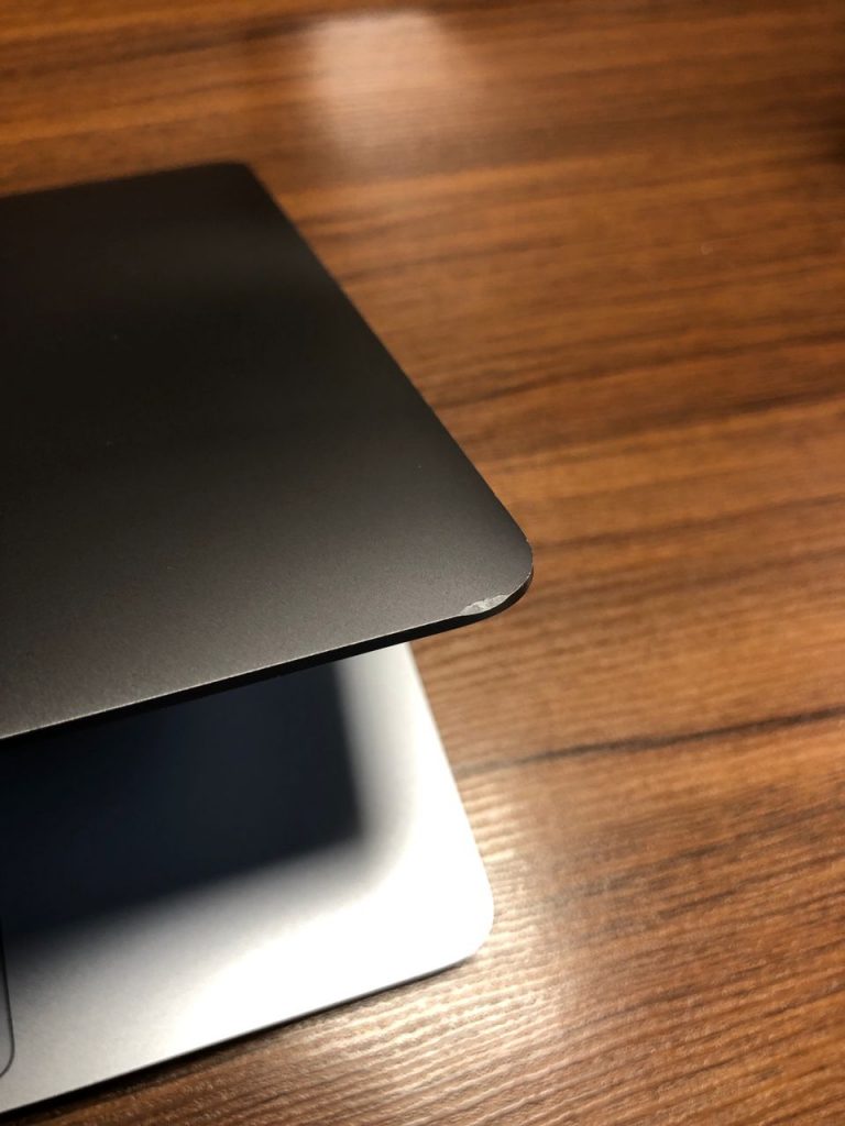 مک بوک پرو تاچ بار کارکرده . صفحه نمایش رتینا 13 اینچ . مدل MXK32 2020. رنگ خاکستری (space gray) . رم 8 گیگابایت  . ظرفیت 256 گیگابایت SSD . پردازنده core i5