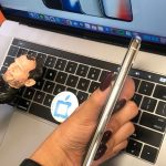 آیفون X کارکرده . ظرفیت 256 گیگابایت . رنگ نقره ای (Silver)